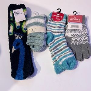 New Socks and gloves Womens /one size
